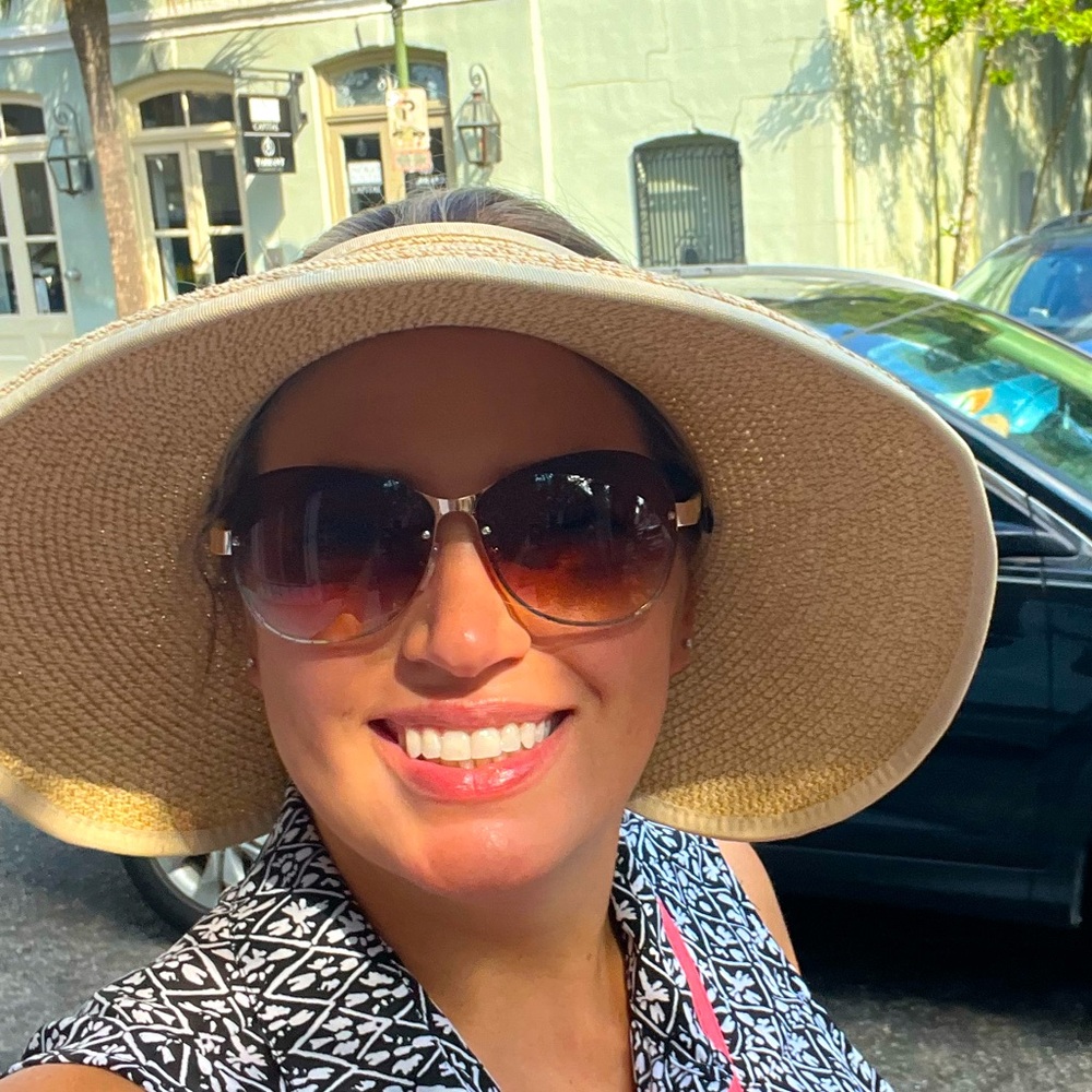 Meet your Posher, Angela